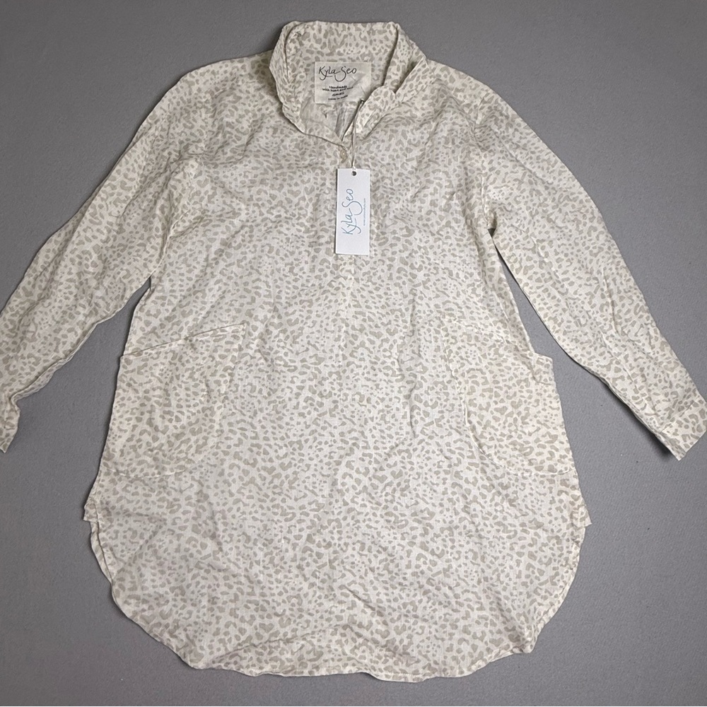 Kyla Seo Caite Layla Blouse Top Cheetah Animal Tunic Karyn Linen Sand Small NWT